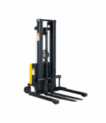 Wide Straddle 1.5T Full Electric Stacker - Image 2